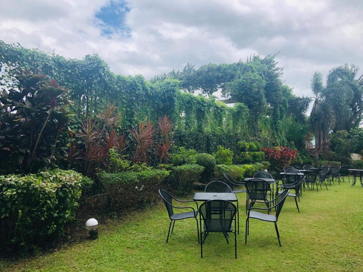 Citi Garden Suites Naga  Luaran gambar