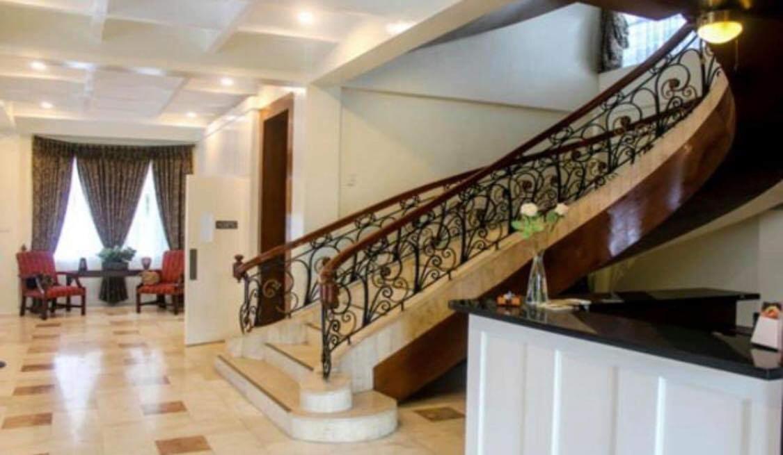 Citi Garden Suites Naga  Luaran gambar