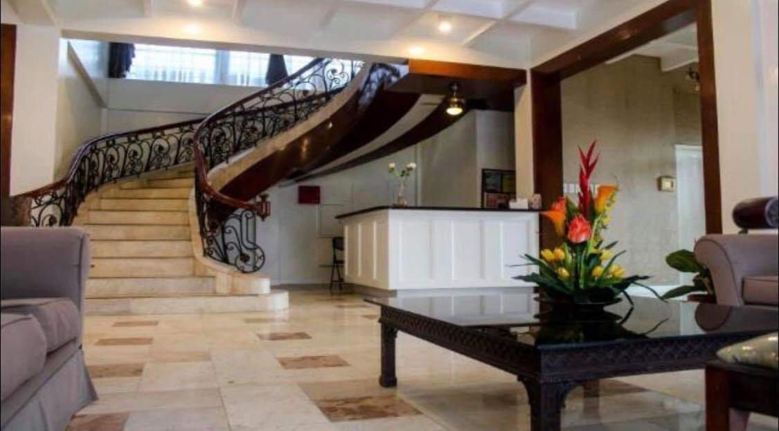Citi Garden Suites Naga  Luaran gambar